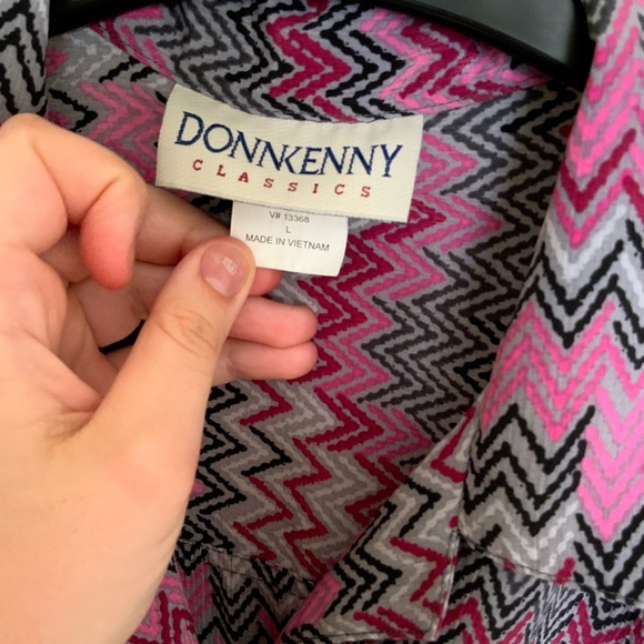 Vintage DonnKenny chevron short sleeve button up - Picture 4 of 5
